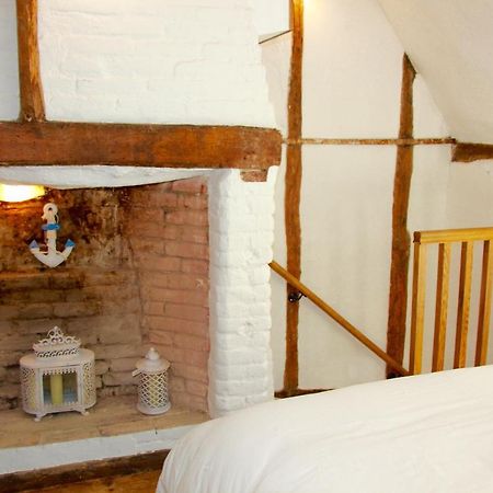 Romantic* Castle On The Hill Cottage *แฟรมลิงงัม ภายนอก รูปภาพ